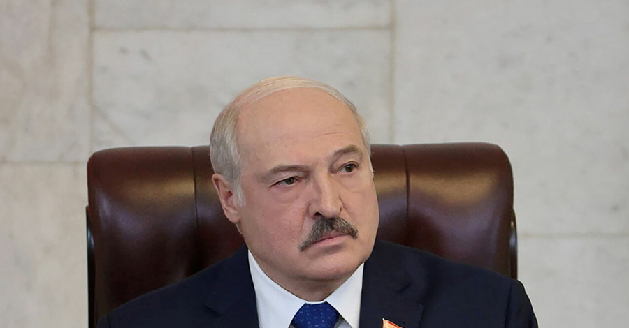 Кабмин попросил СНБО ввести санкции против сына Лукашенко, его пресс-секретаря и еще 50 белорусских чиновников