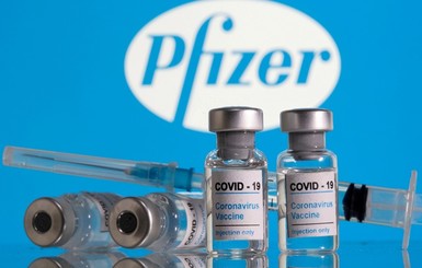 В Pfizer считают, что для надежной иммунизации нужна третья доза вакцины