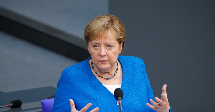 Меркель выступает за сохранение транзита газа через Украину после завершения 