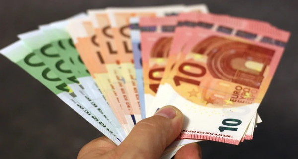 В 20 раз выше минималки: аналитики рассказали, сколько заробитчанам платят в Германии