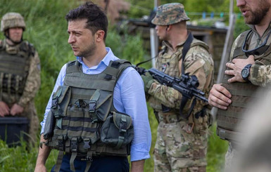Зеленский отправил 40 украинских миротворцев в ДР Конго