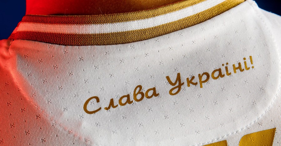 Все футбольные клубы в Украине попросят нанести на форму 