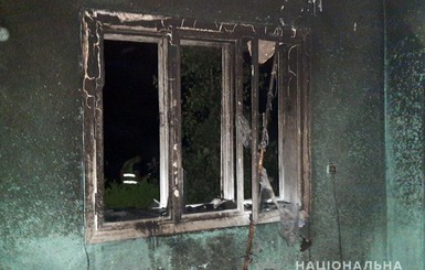 В Черновицкой области мужчина поджег дом с четырехлетней племянницей 