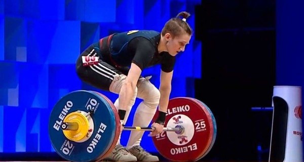 Штангистка Конотоп заняла пятое место в весе до 55 кг