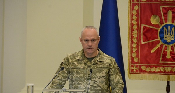 Зеленский отправил в отставку главнокомандующего ВСУ Руслана Хомчака