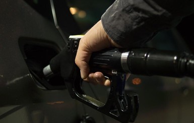 Расследователи: 95-й бензин от БРСМ делается с помощью 