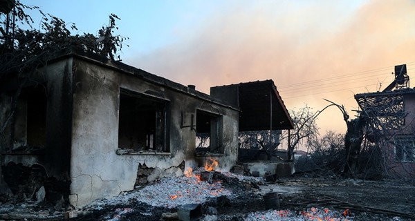 Украина отправила в Турцию два самолета для борьбы с лесными пожарами
