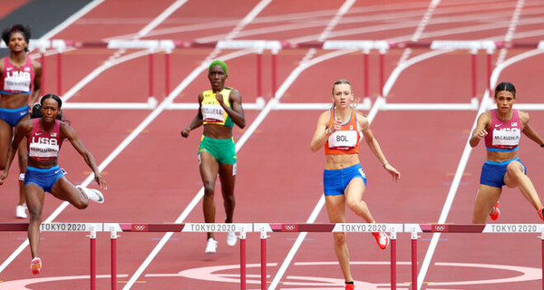 Рыжикова и Ткачук в финале с мировым рекордом вошли в шестерку лучших