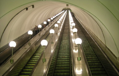 В Киеве пассажиры метро подрались на эскалаторе 