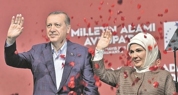 Президент Турции Реджеп Эрдоган: в детстве продавал бублики, а теперь живет во дворце с тысячью комнат