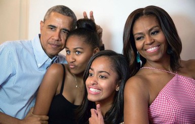 Мишель Обама поздравила мужа с юбилеем, вспомнив о главном его достижении