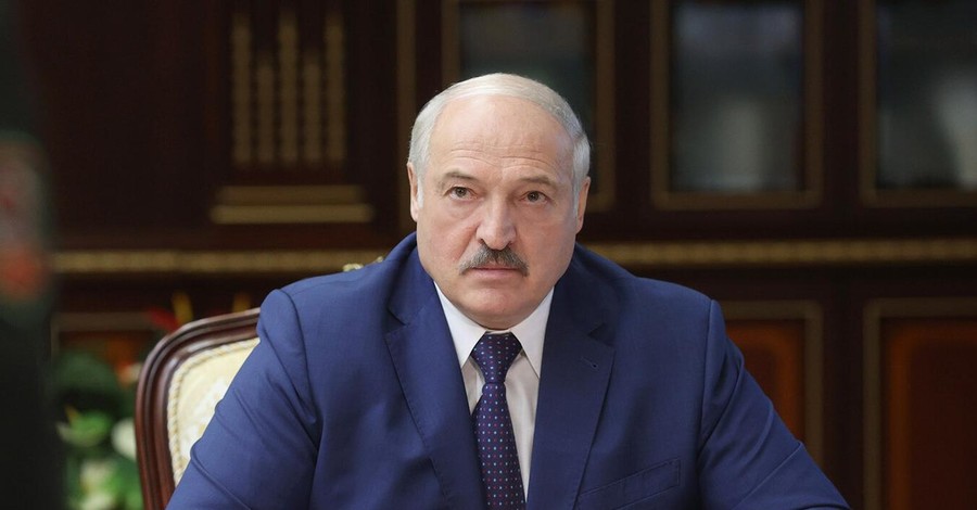 Лукашенко поручил закрыть “каждый метр границы”