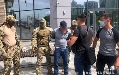 В Киеве задержали иностранца, который вербовал украинок работать проститутками в Греции