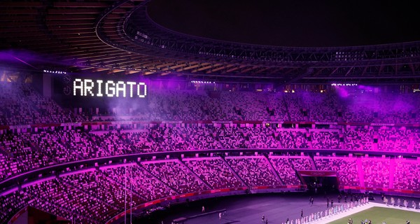 Пять ярких моментов закрытия Олимпиады в Токио