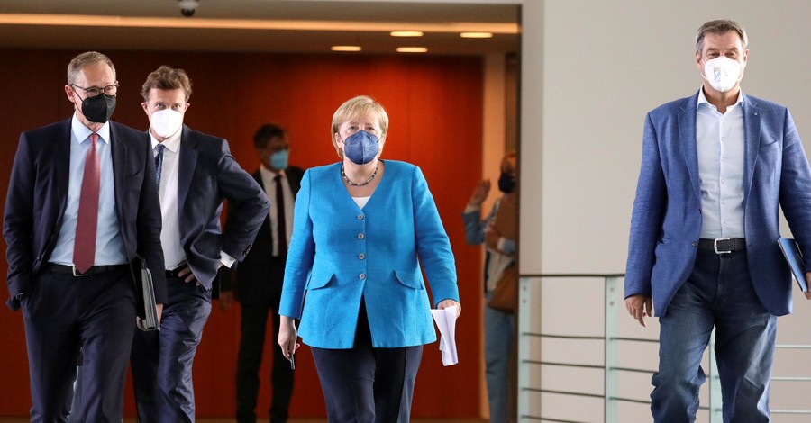 Последний визит перед уходом из политики: зачем Меркель едет в Украину