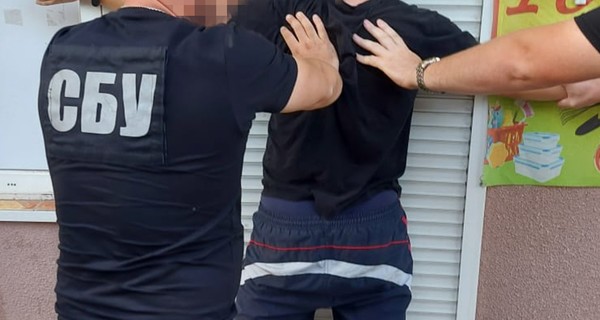 В Одесской области задержали чиновника, который требовал от военных 50% отката за премии