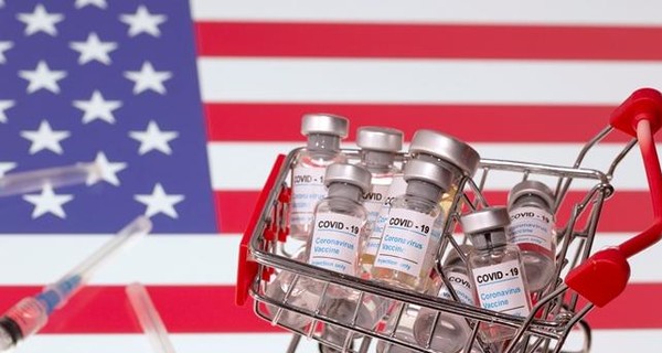 В США начинают вакцинацию от коронавируса третьей дозой 
