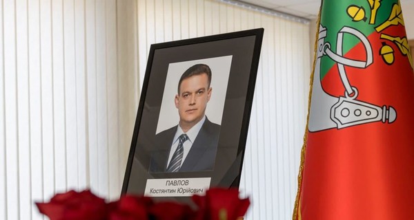 Церемония прощания с мэром Кривого Рога длилась четыре часа, люди выстраивались в очередь