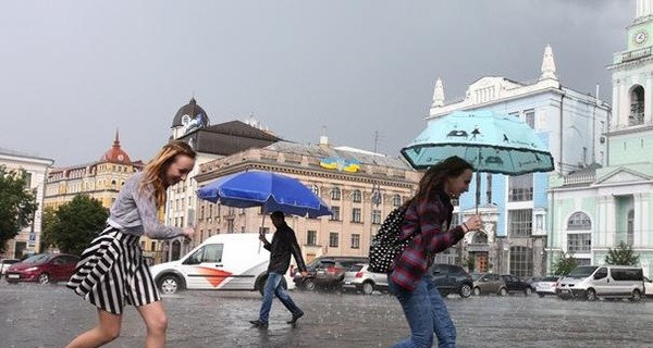 Киев и другие регионы в День Независимости накроют дождь и грозы: в какие области придет непогода