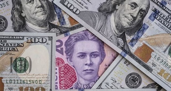 Что происходит с долларом и евро после Дня Независимости: надо покупать