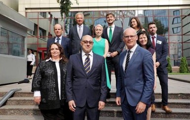 В Украине впервые открыли посольство Ирландии