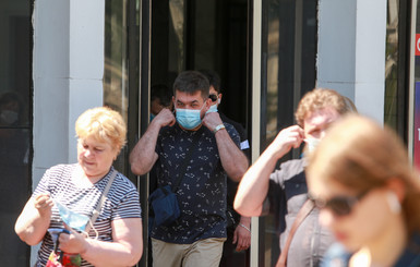 Жертвами коронавируса за сутки стали 45 украинцев
