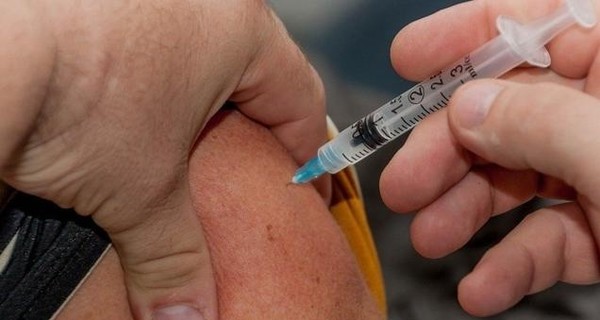 В Минздраве рассказали, какой вакциной украинцы прививаются от коронавируса чаще всего