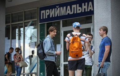Кабмин озаботился жильем для студентов: большинство украинских общаг несет 
