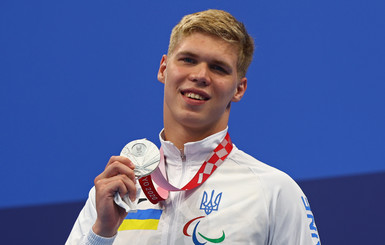 Украинский пловец на Паралимпиаде финишировал с мировым рекордом и взял 12-е золото