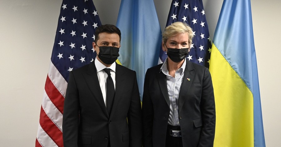 Зеленский призвал США начать консультации с Украиной и Германией по 