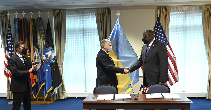 Украина и США подписали соглашение о сотрудничестве в оборонной сфере