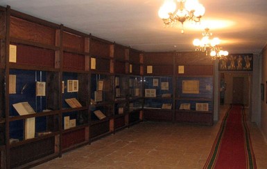 Во Львове из музея пропала почти сотня старинных книг