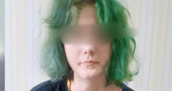 Девушка из Полтавы объяснила, почему пошла в школу стрелять из арбалета: Приснилось, что надо кого-то убить