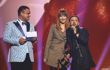 Триумфатор премии MTV Таня Муиньо - программист, которая снимает клипы для MONATIK и Кэти Перри