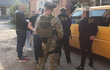 На Тернопольщине задержали банду, вымогавшую с бизнесмена 7 миллионов гривен в биткоинах