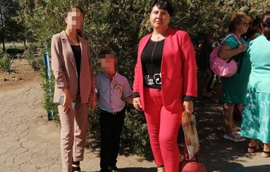 Мама школьницы, получающей угрозы от взрослого ухажера: Он превратил нашу жизнь в ад