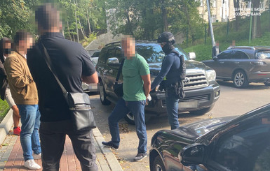 Чиновника Минобороны задержали по подозрению в получении взятки от застройщика в Гостомеле 