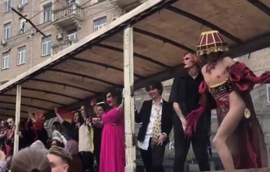 Участники ЛГБТ-марша в Киеве проехались на 