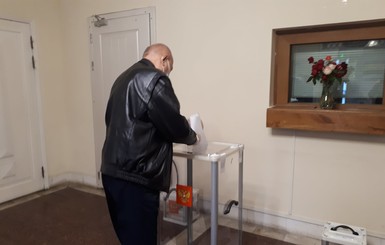 Посольство РФ: Голосование на выборах в Госдуму в Украине проходит спокойно
