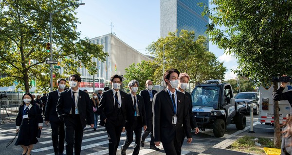 Південнокорейська група BTS станцювала в будівлі Генасамблеї ООН