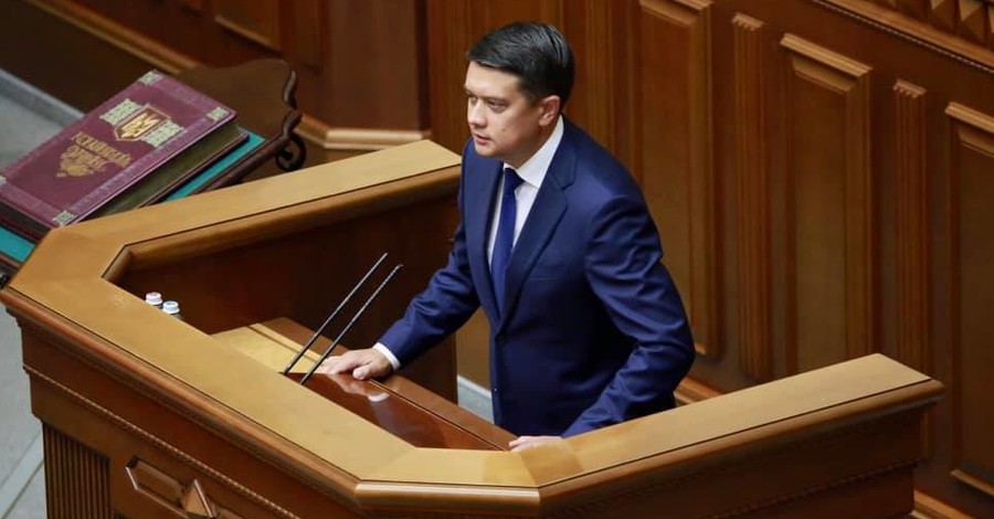 Отставка Разумкова: возможно ли депутатство вне фракции «Слуга народа»