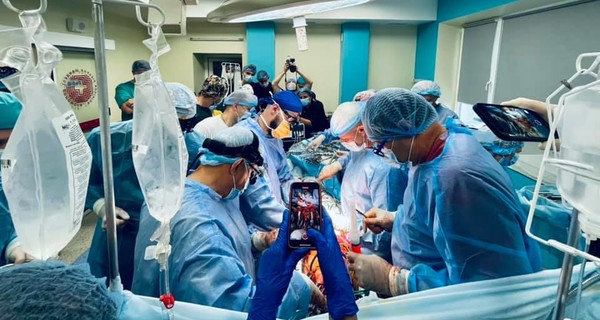 У Львові медики провели за день дві унікальні операції: пацієнти отримали нові серце і легені
