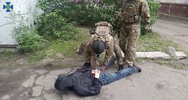 Викрали дочку депутата і вимагали викуп в півмільйона доларів - під Полтавою СБУ затримала рекетирів