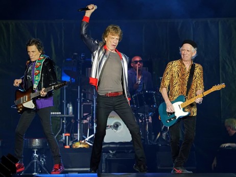 Rolling Stones впервые в истории поехали в тур без Чарли Уоттса