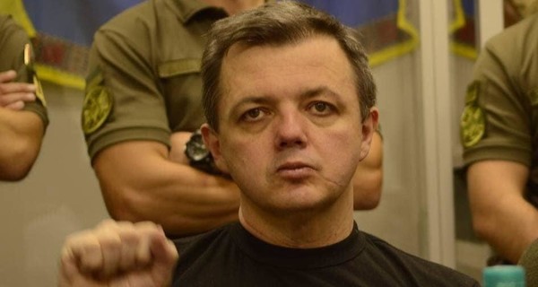 Екснардепу Семенченку викликали в СІЗО швидку: втратив свідомість після двомісячного голодування