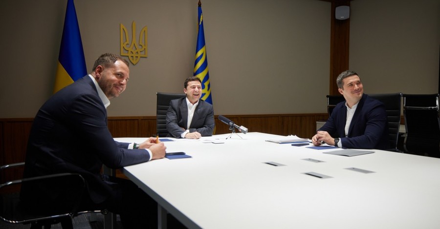 Зеленский предложил руководству Facebook открыть офис в Украине