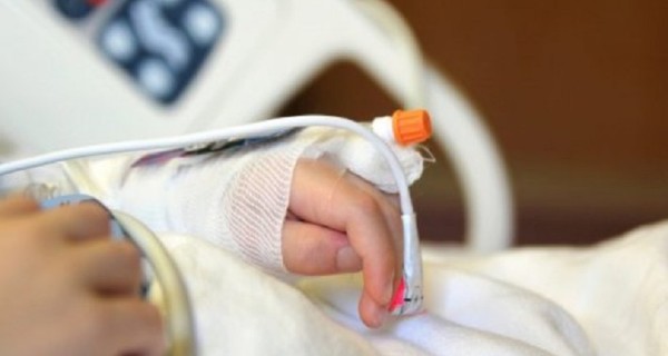 Во Львове 5-летнюю девочку с коронавирусом уже отключили от ИВЛ