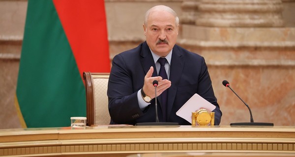 Лукашенко пообіцяв, що не втече з Білорусі після закінчення президентства