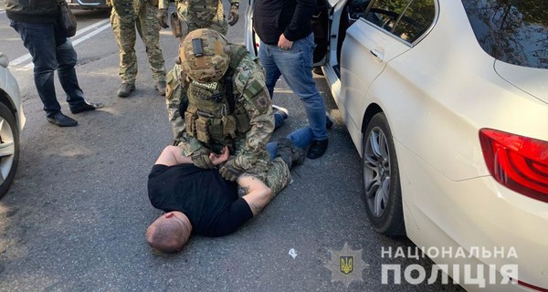 Резонансне вбивство в Дніпрі: спецназ серед білого дня витягнув підозрюваних з машини