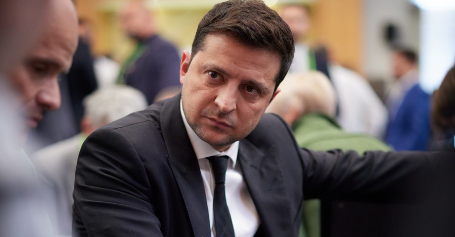 Зеленський назвав причиною запуску відставки Разумкова 